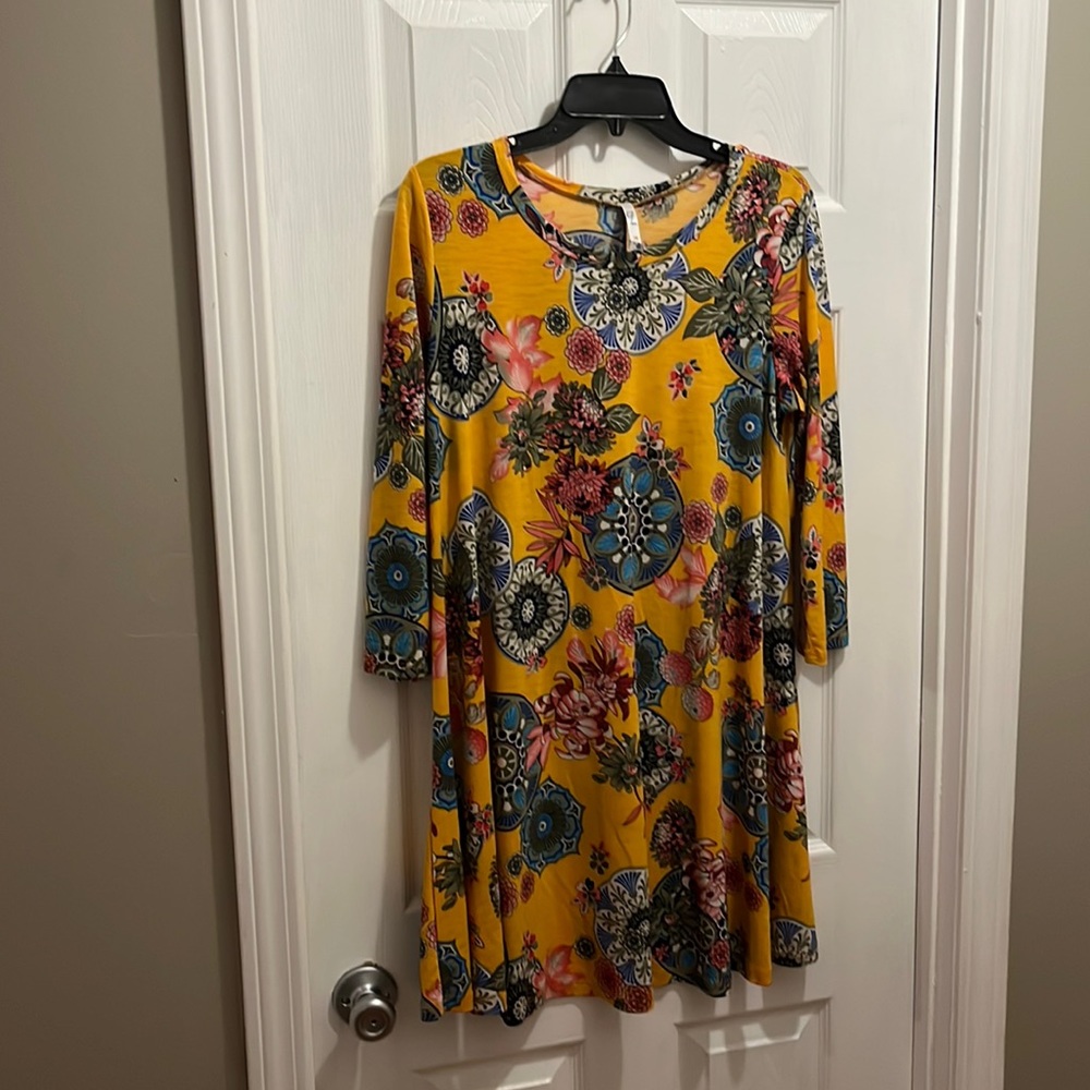 Yellow floral dress/tunic 3/4 length sleeves